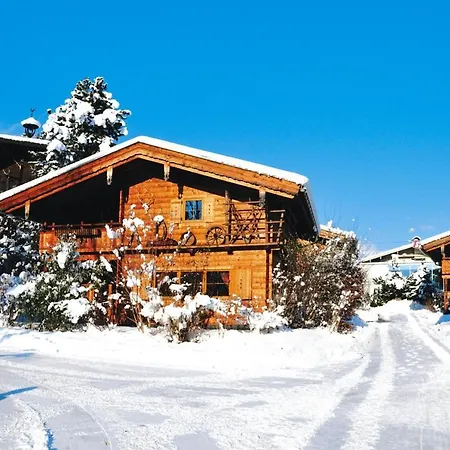 シャレー Almdorf Zillertal, フューゲン